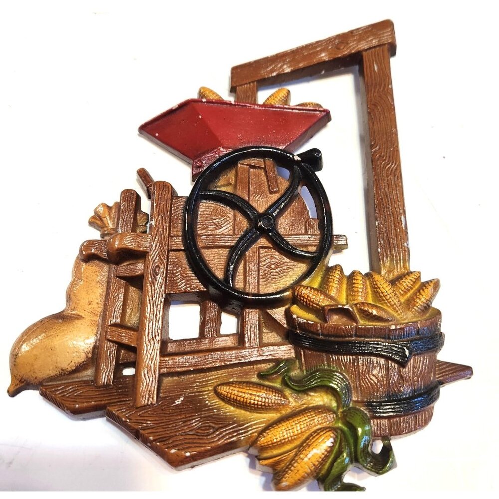 Vintage Homco 3D Metal Wall Plaque Corn Sheller Shucker Rustic Farm Design READ
